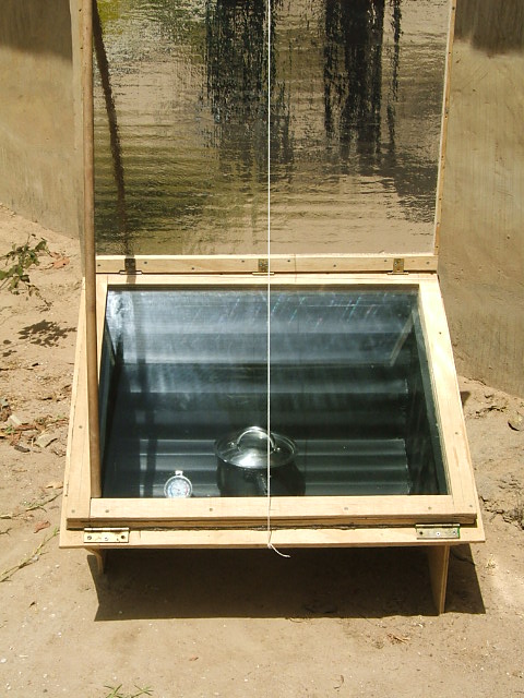 solar-cooker-at-an-eco-friendly-tourist-facility.jpg