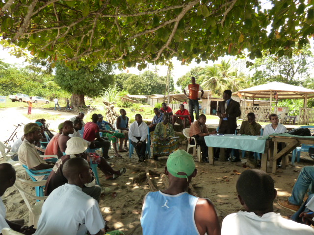 cameroon-monitoring-visit-sept-2011-2.jpg