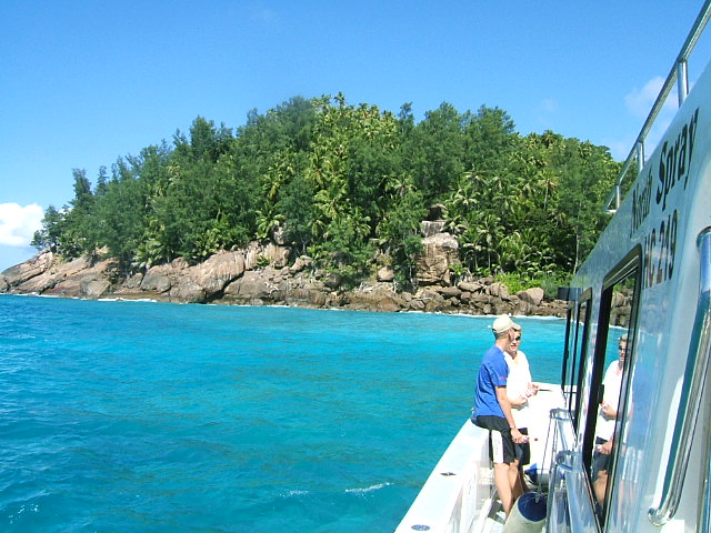 north-island-exclusive-tourism.jpg