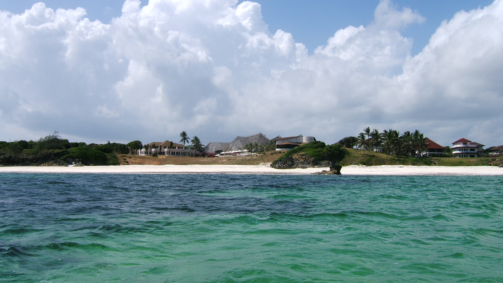 New hotel developments along southern Watamu beach area.JPG